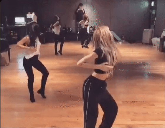 lisa blackpink