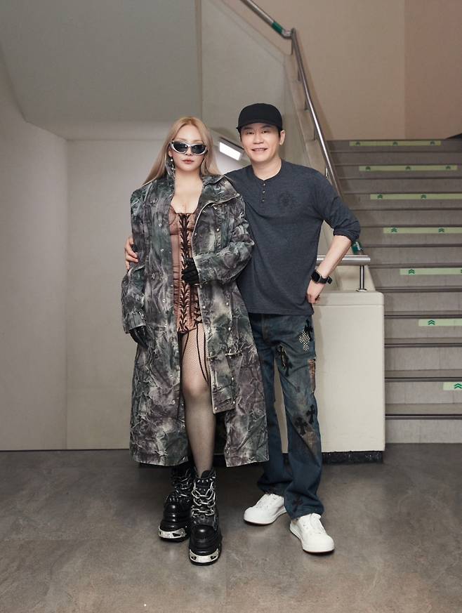 2ne1 cl-yang hyun suk-1-081724