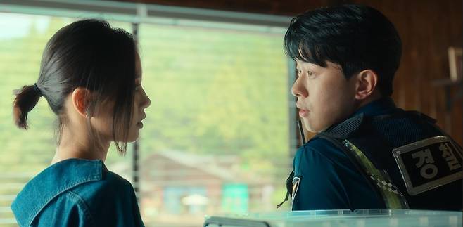 The Frog Jo Eun-sol plays Officer Kim Seon-tae
