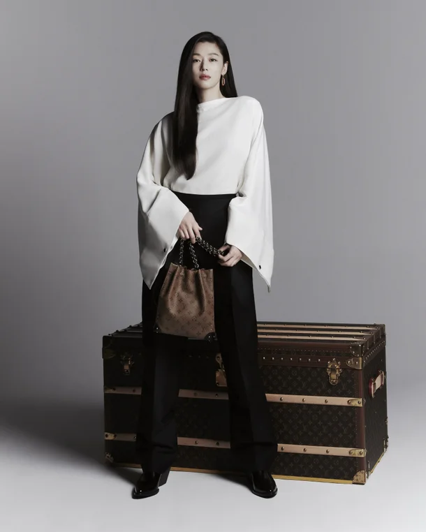 Jun Ji-hyun Ambassador for Louis Vuitton