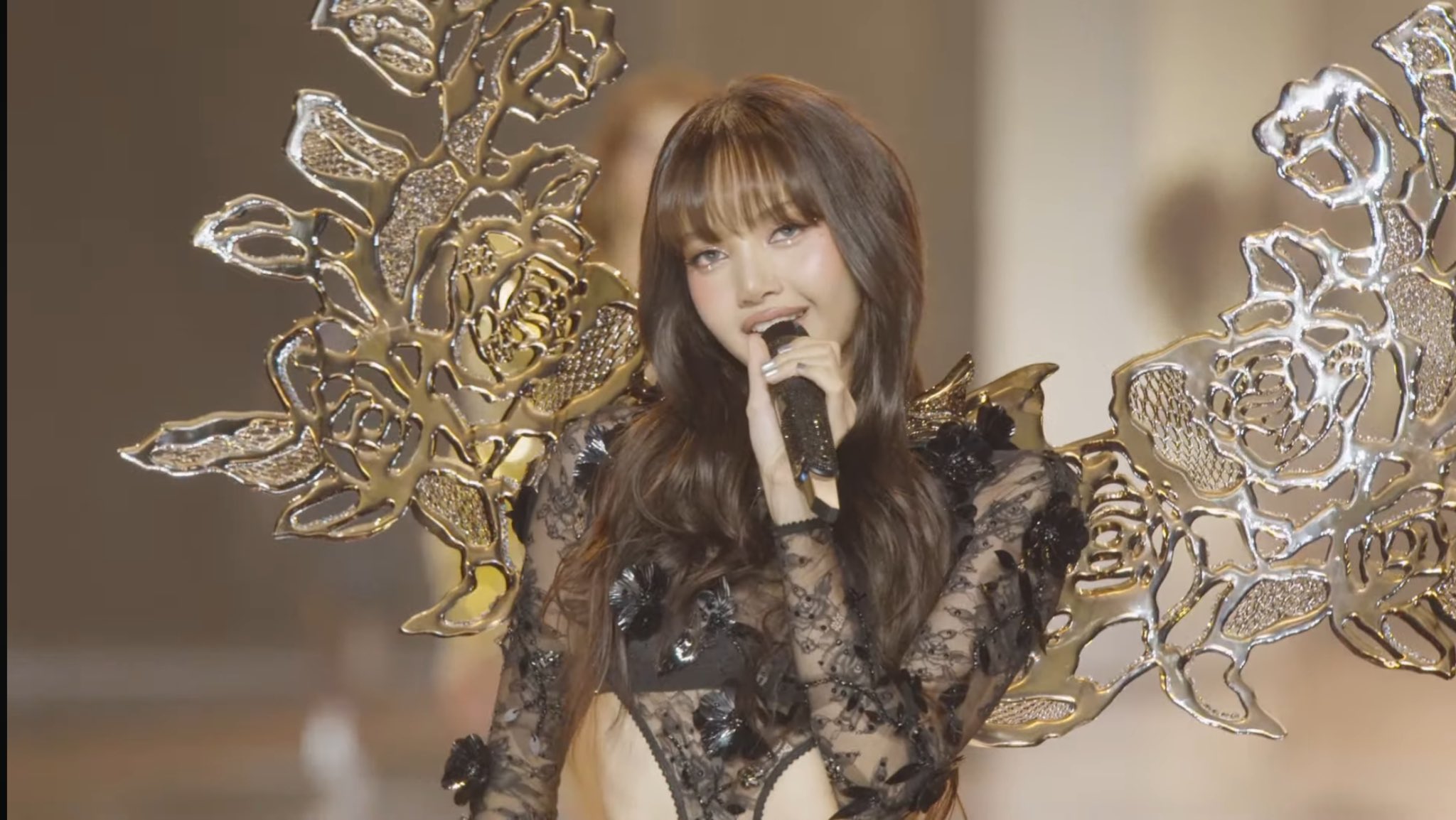 lisa blackpink