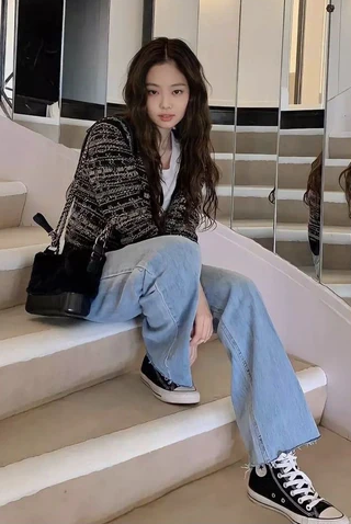 jenni Chanel Gabrielle Hobo Bag 