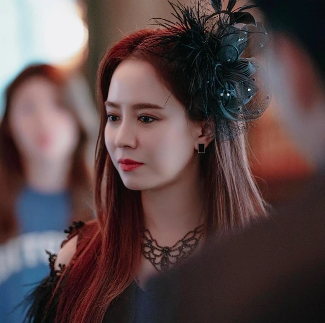 Song Ji Hyo - The Witch's Restaurant