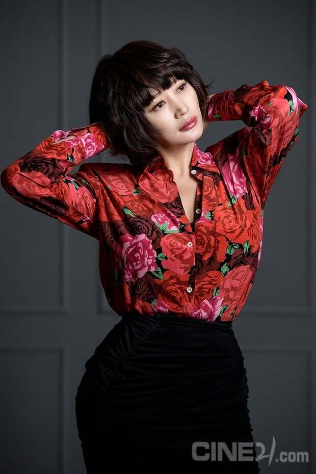 Kim Hye Soo is still comfortably reunited with her ex-lover