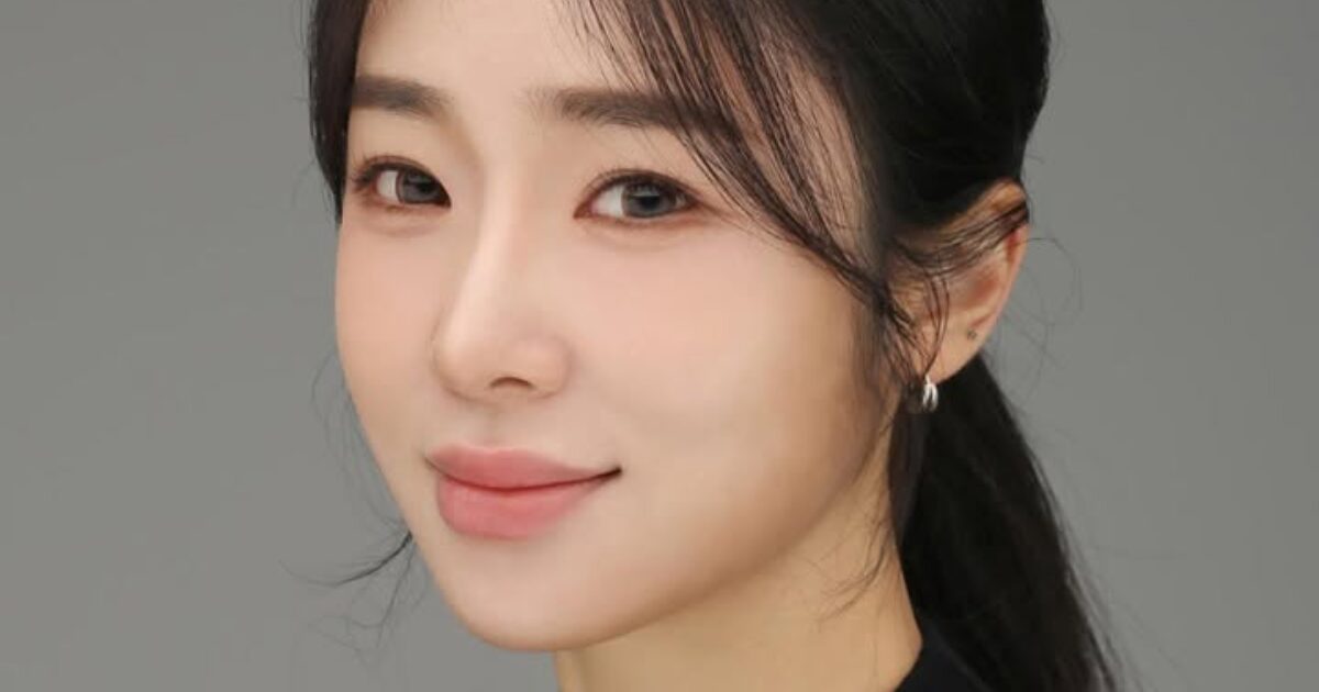 Lee Yoo Joo