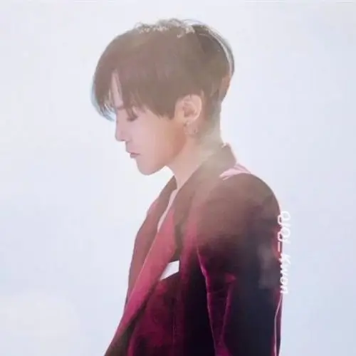 g-dragon untitled