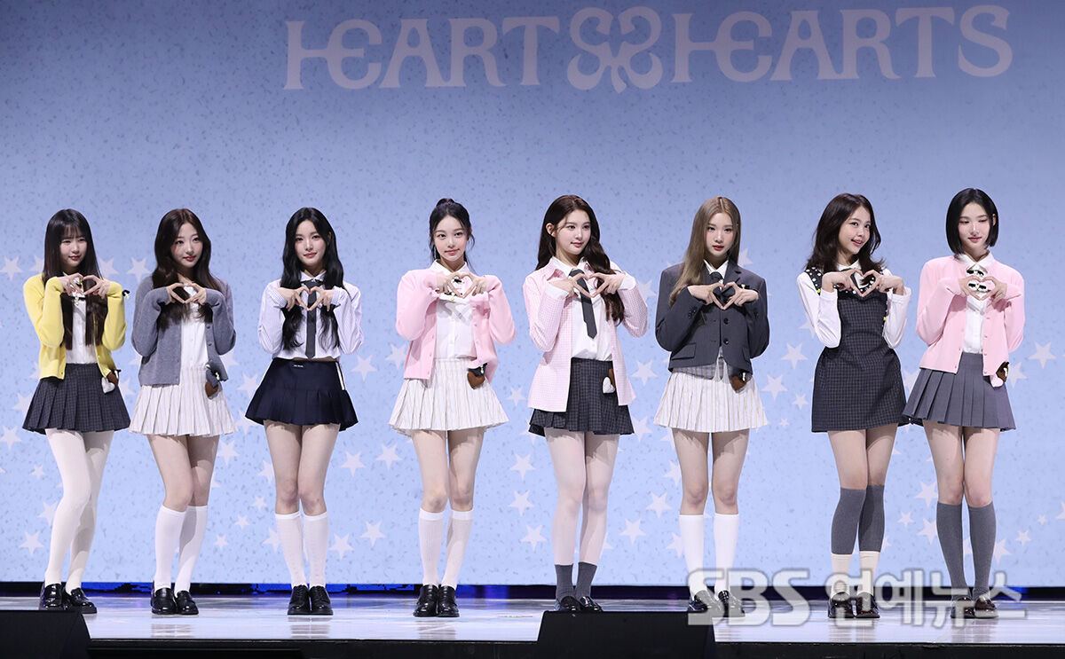 hearts2hearts debut