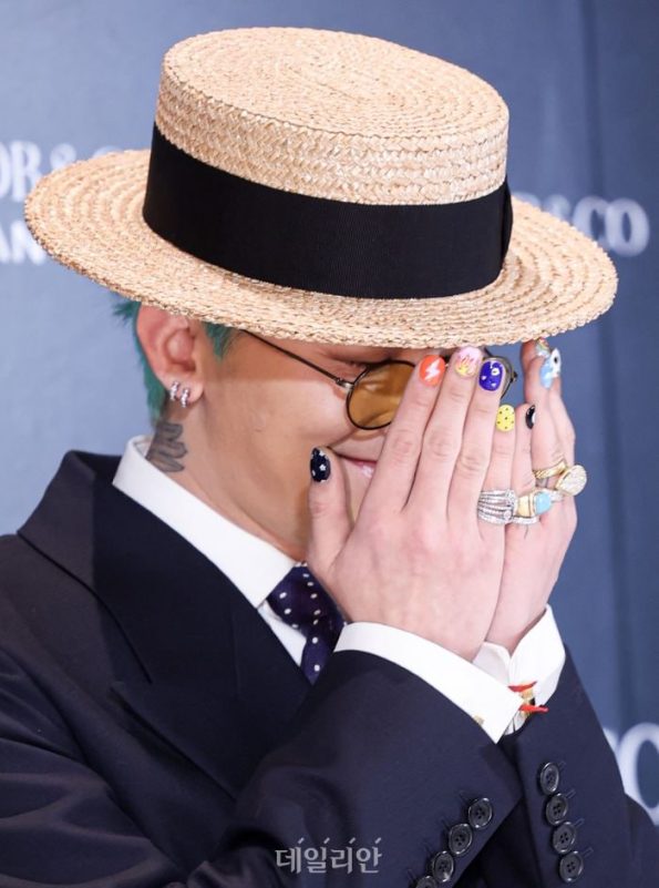 G-Dragon Jacob & Co photoshoot 