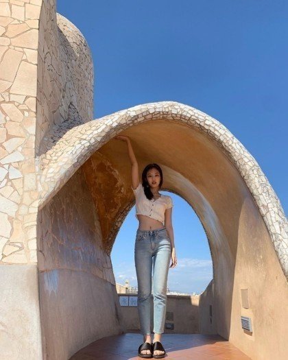 Jennie when she was really slim