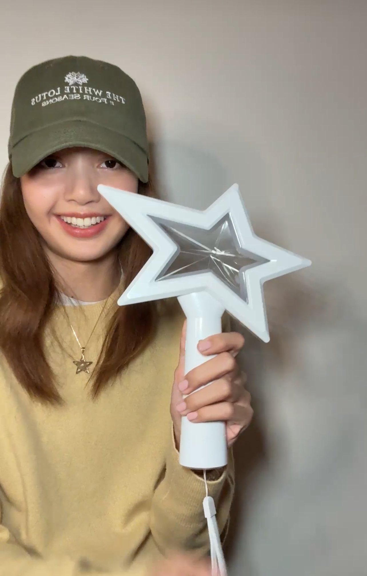 lisa new solo lightstick 