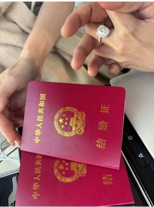 Ex-Husband Marries Hot Girl 3 Months After Barbie Hsu's Death