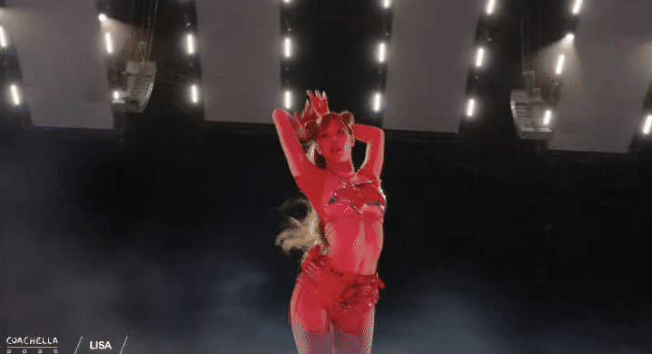 Lisa’s Shocking 18+ Coachella Performance Leaves Fans Blushing 2