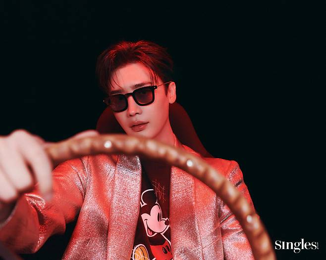 Is IU Too Busy for Love Lee Jong-suk’s Year Packed With ‘Seocho-dong’ and ‘The Remarried Empress’ 3
