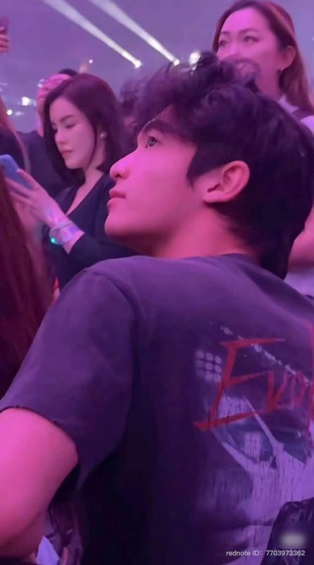 Nicholas Tse’s Sons Steal the Spotlight at Evolution Nic Live Concert 4
