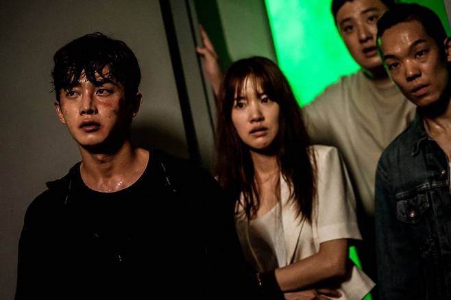 shark: the storm tvingfour-people-worried-expression-tense-lighting.