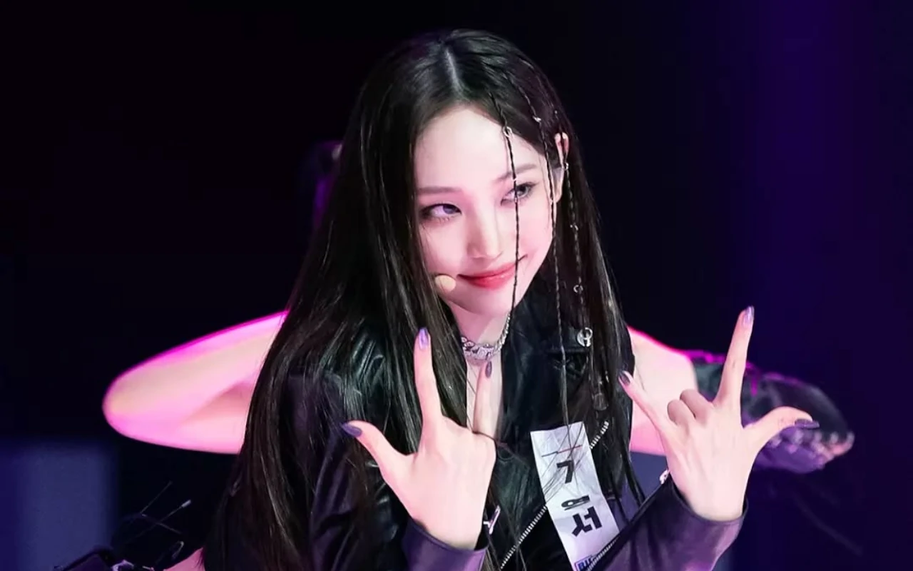 youngseo-re-debut-the-black-label-thumbnail