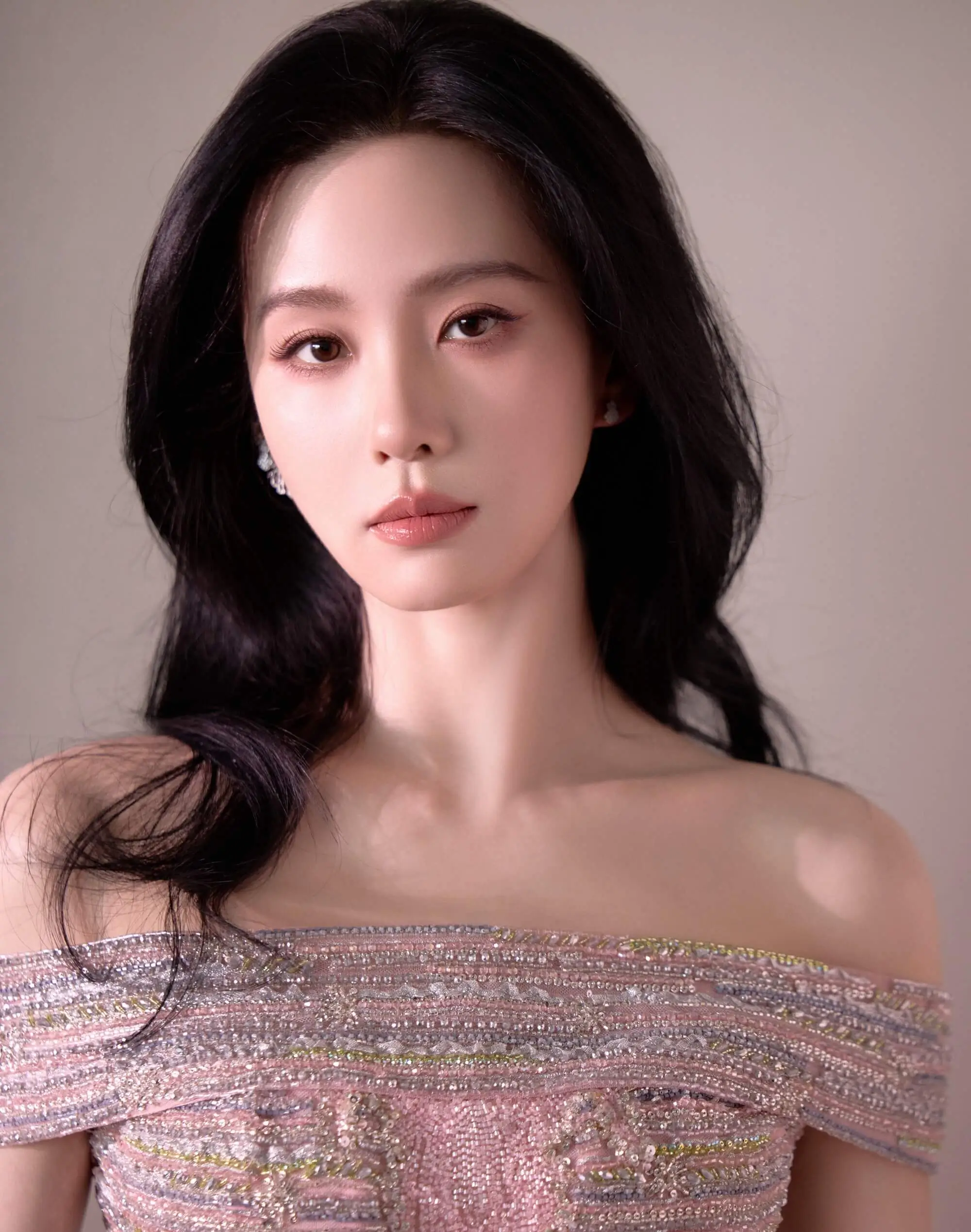 liu shishi 2025 drama flopportrait-woman-dress-elegant.