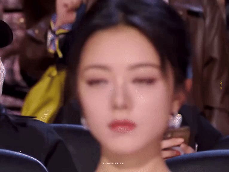 Zhao Jinmai viral close-up