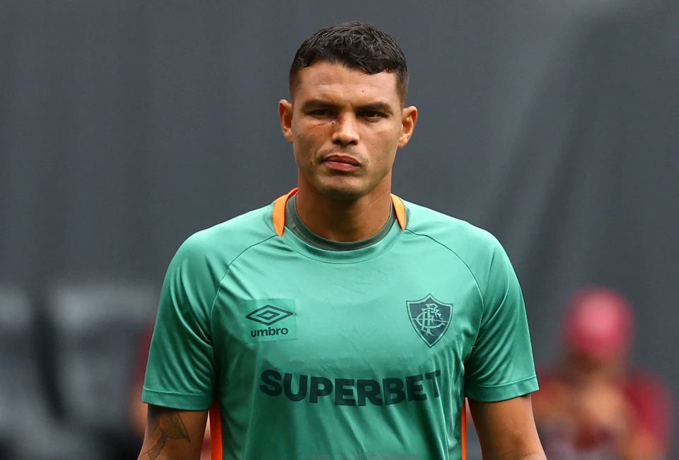 Thiago Silva Fluminense Club World Cupman-football-jersey-athlete-portrait.