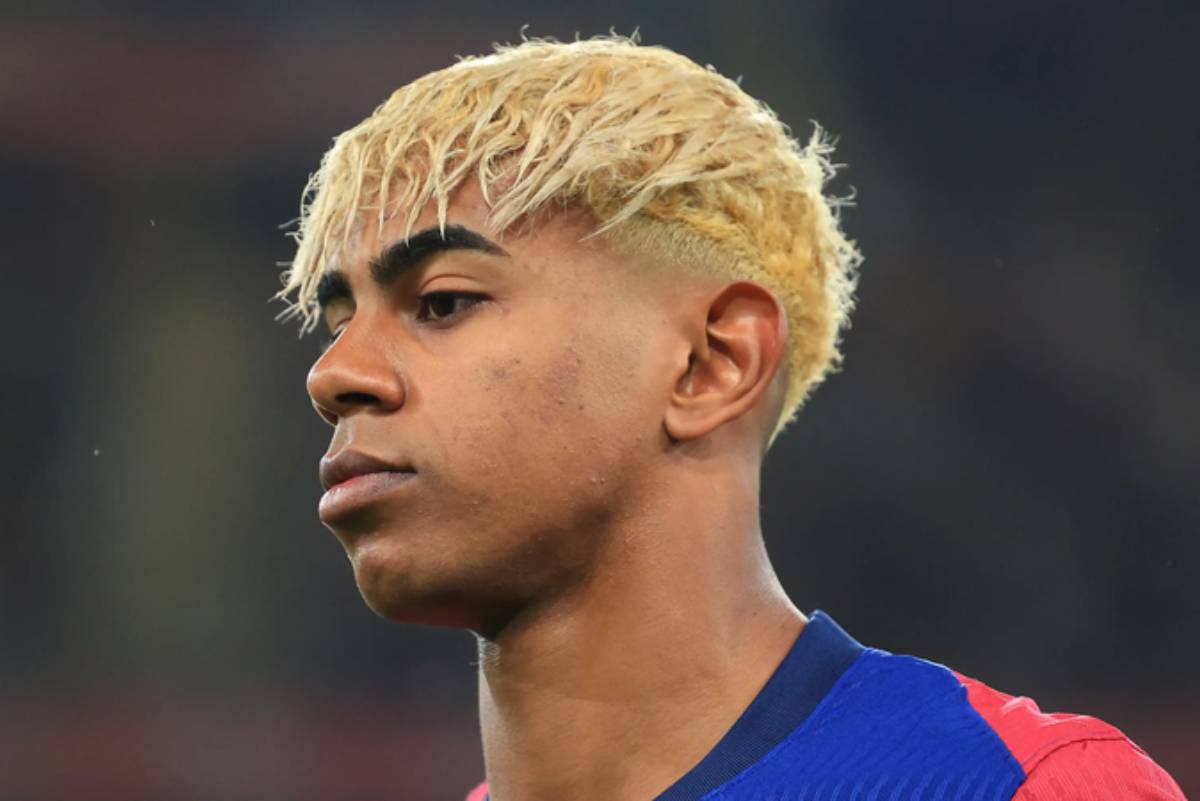 FC Barcelona blonde hair Yamal