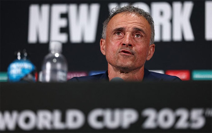 luis-enrique-chelsea-3-0-psg-maresca-thrilled-enrique-controversy-after-pedro-slap
