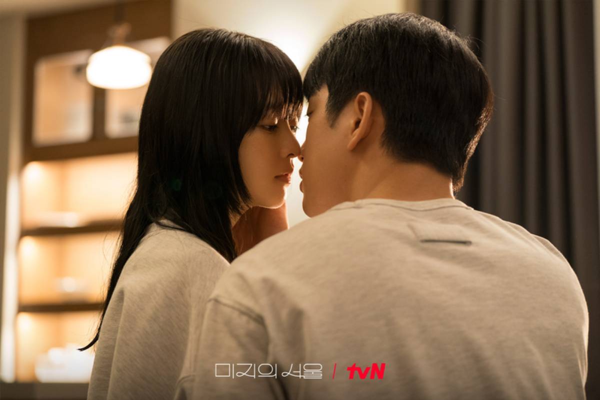 Park Bo-young Park Jinyoung dating rumors