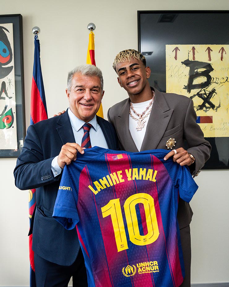 Lamine Yamal Barcelona No. 10 Messi
