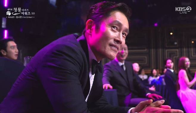 Im Si-wan lee byung hun Comedic Performance at Blue Dragon Series Awards