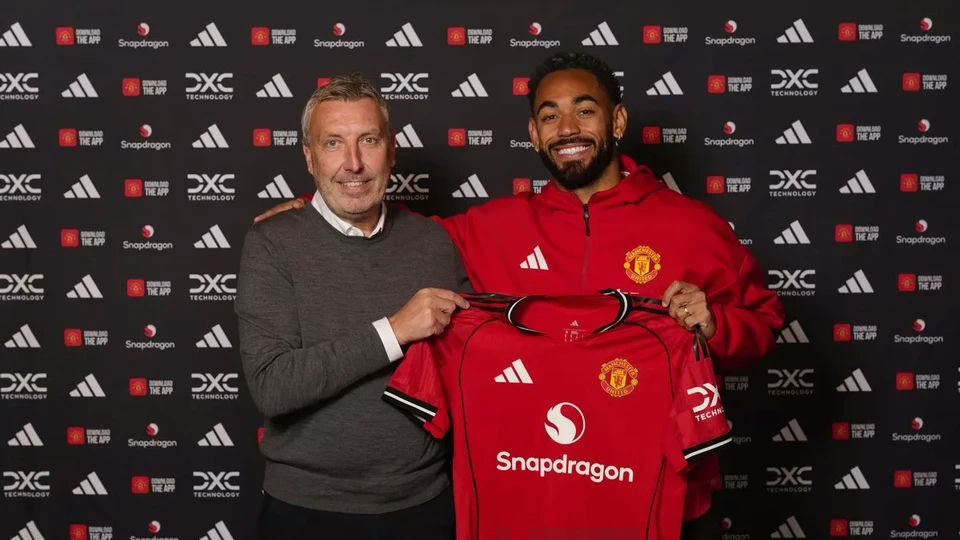 Most expensive signings in Manchester United history' 'occer' '' 'thlete' '' 'anager' '' 'ersey.