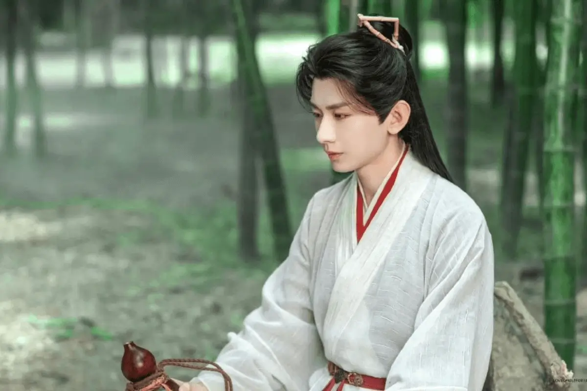 most handsome Chinese historical drama actors 2025man' 'hanfu' 'bamboo' 'outdoors.