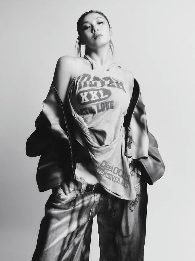Lee Jung Kyoka World Street Woman Fightermonochrome' 'fashion' 'woman' 'portrait.