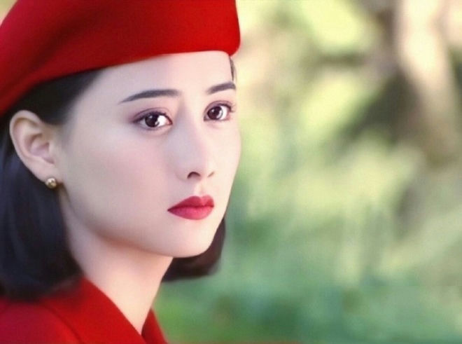 Most beautiful Chiung Yao actresseswoman' 'redberet' 'portrait' 'outdoors.