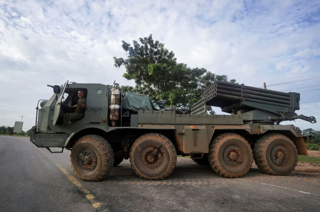 Thailand Cambodia border conflict 2025military' 'vehicle' 'launcher' 'road' 'soldier.