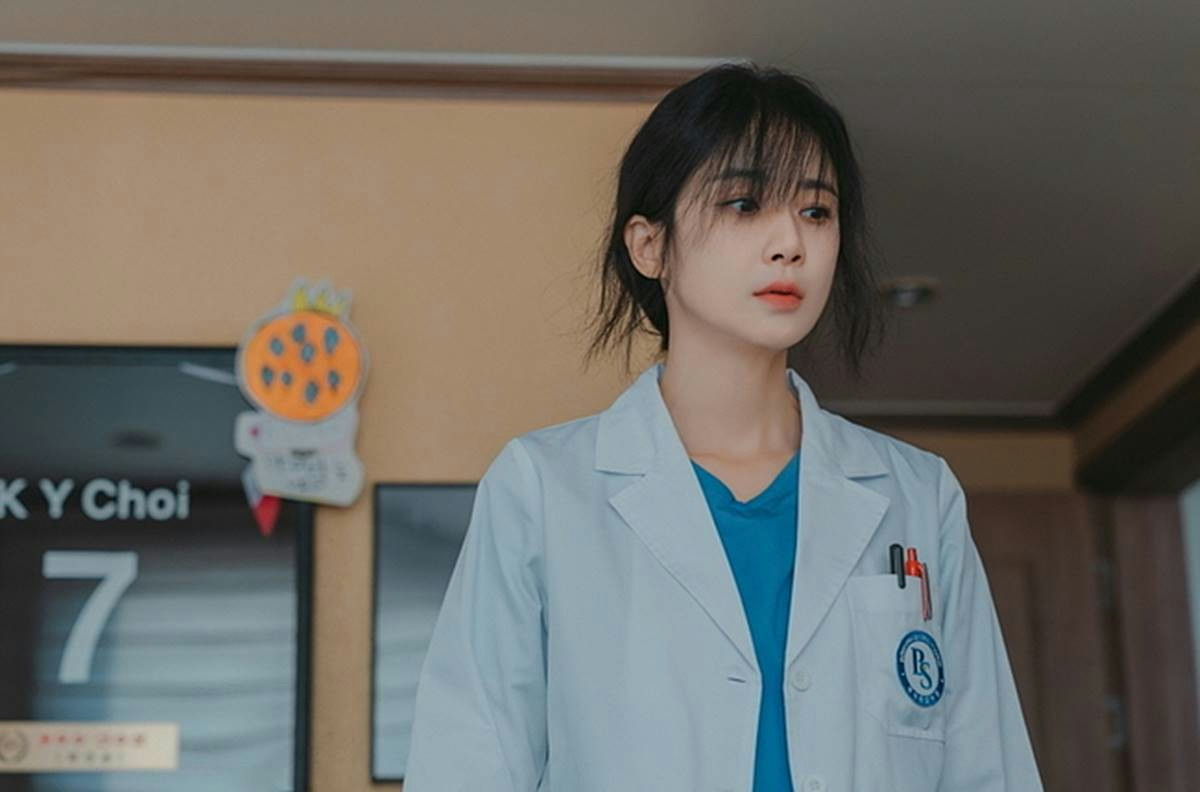 Mary Kills People K-dramadoctor' 'labcoat' 'woman' 'portrait.