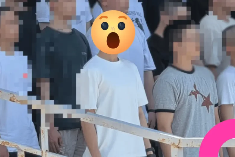 cha eunwoo military enlistment viral moment