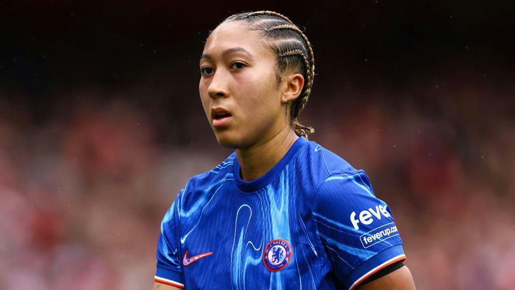England women's football team EURO 2025 endorsements' 'occer' '' 'emale' '' 'raids' '' 'ersey.