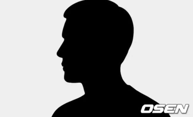 korean actor hush money double dating scandal