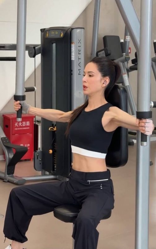 Carman Lee 58 years old fit bodygym' 'woman' 'exercise' 'machine.