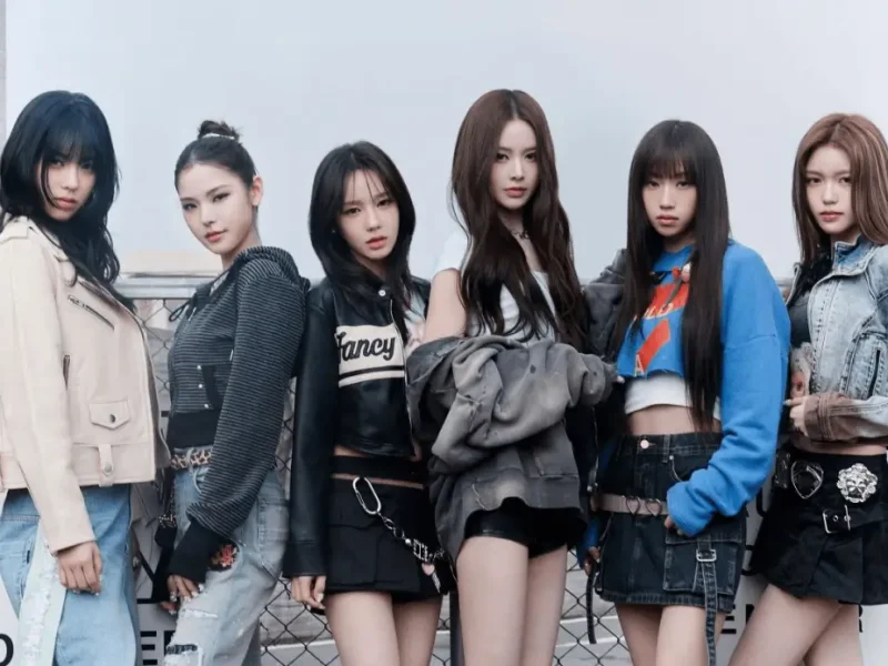 IZNA Golden KCON performance controversy' '' 'women' 'stylish' 'casual' 'group.