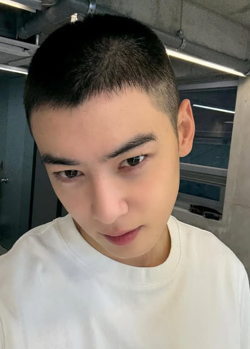 Cha Eun-woo military serviceperson' 'indoor' 'portrait' 'buzzcut' 'lights' '' '.