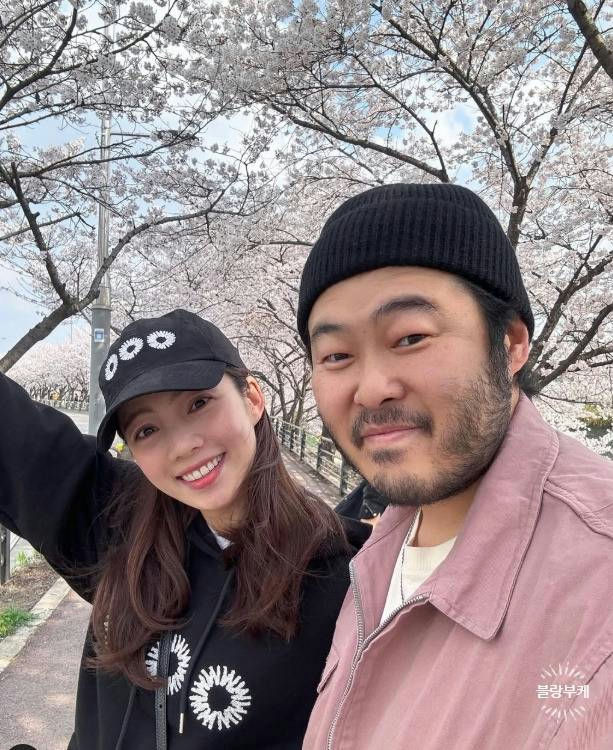 Kim Ki-bang billionaire wife' '' '' 'elfie' '' 'herry' 'blossoms' '' 'miles' '' 'ats.