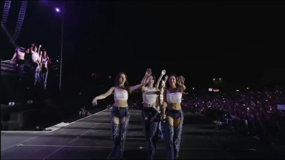 TWICE Lollapalooza 2025 vocals' '' 'concert' 'waving' 'stage' 'outfits.