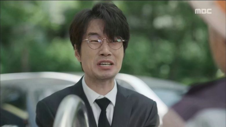 Song Young-kyu separation business hardshipman' 'glasses' 'suit' 'upset' '' '' '' '.