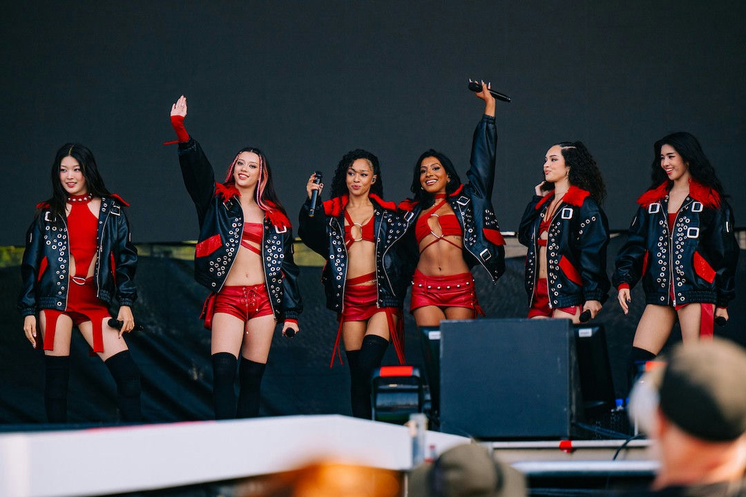 KATSEYE Lollapalooza 2025people' '' '' 'stage' 'performing' 'red' 'leather.
