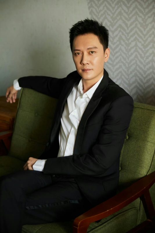 Feng Shaofeng scandalperson' 'sofa' 'suit' 'shirt' 'formal.