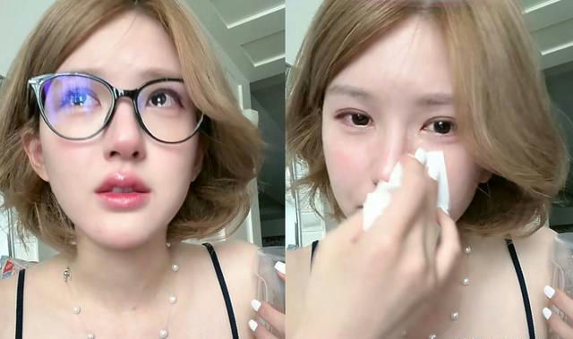 Zhao Lusi contract terminationperson' 'crying' 'glasses' 'tissue' 'necklace.