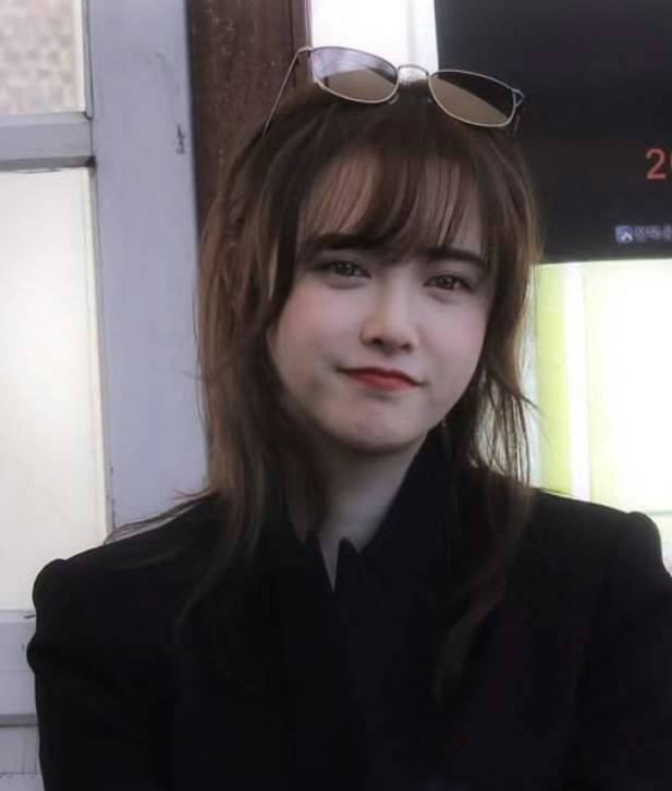 Goo Hye Sun Ahn Jae Hyun controversypeople' 'woman' 'sunglasses' 'bangs' 'coat.