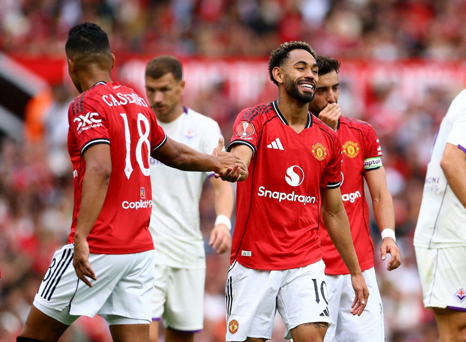 Manchester United rebuild 2025people' '' 'occer' 'redshirt' '' 'napdragon' 'handshake.