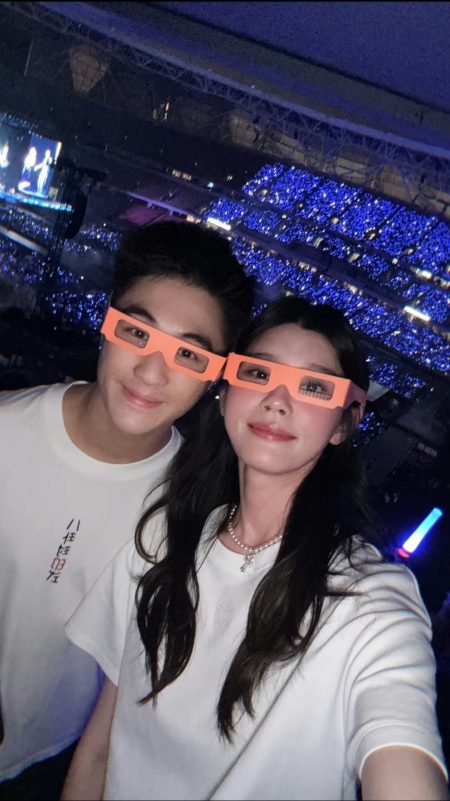 Ming Xi marriage rumorspeople' 'couple' 'sunglasses' 'concert' 'lights.