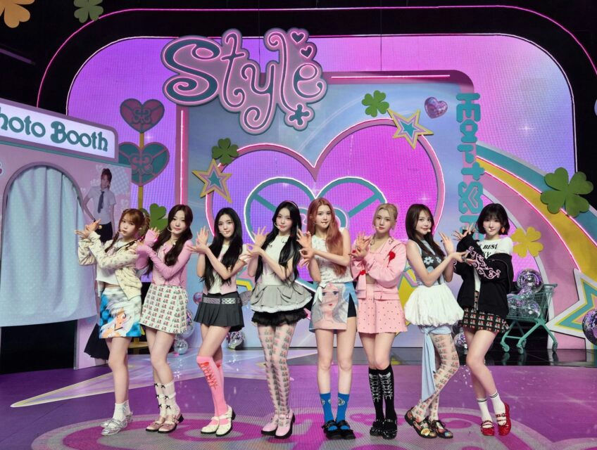 Hearts2Hearts stage outfits controversypeople' 'eight' '' 'pop' 'stage' 'retro' 'fashion.